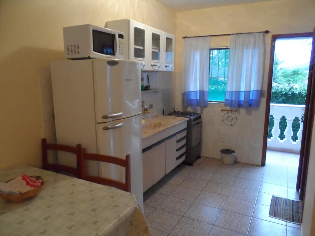Aptos Familia Com Ar Condicionado Ubatuba Praia Pereque Acu Exteriér fotografie